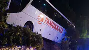Manisa yolunda gece yarısı dehşeti: Yolcu otobüsü şarampole uçtu