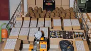 Bolvadin’de kaçak tütün operasyonu: Adreslerden adeta fabrika çıktı