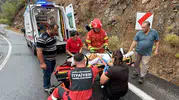 Göcek Tünel Üstü’nde korku dolu anlar: Hurdaya dönen araçtan sağ çıkarıldı