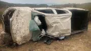 Karpuzlu'da sabah saatlerinde korkutan kaza: Üç kişi hastaneye kaldırıldı