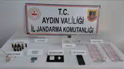 Kuşadası’nda zehir tacirlerine jandarma darbesi: Cephanelik gibi evden uyuşturucu çıktı