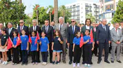 Denizli’de ders zili çelenk töreniyle çaldı: Yeni eğitim yılına görkemli başlangıç