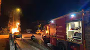 Uşak’ta şüpheli araç yangını: Park halindeki otomobil küle döndü
