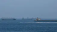Umman açıklarında tanker 3 mühimmatla vuruldu