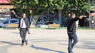 Köşk’te muhtarlardan çifte kutlama: Hem günlerini andılar hem zeybekle coştular