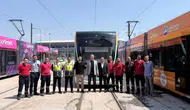 İzmir Metro’nun bilgisi dünyaya ray oldu