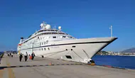 Bodrum limanında lüks rüzgar: Star Legend 300 yolcusuyla demir attı