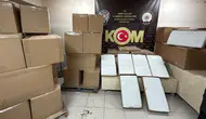 Bornova'da kaçakçılık operasyonu: Minibüsü mobil depoya çevirmişler