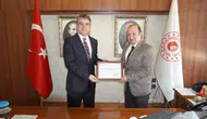 Manisa’da örnek kurum: Personeline sağlıklı yaşamı alışkanlık haline getirdi