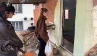 Manisa'da kuşaklar arası gönül köprüsü: Yurtlu gençler yaşlıların kapısını çalıyor