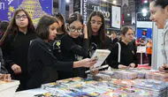 Denizli’de edebiyat rüzgarı: Kitap tutkunları fuara akın etti