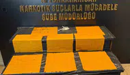 Afyonkarahisar polisine takılan araçtan zehir fışkırdı: Binlerce dozluk uyuşturucu ele geçirildi
