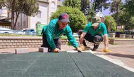 Efeler'de çocukların neşesi güvenle buluşuyor: Parklar baştan aşağı yenileniyor