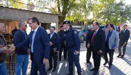 Salihli'de saha mesaisi: Kaymakam Güldoğan mahallelerin nabzını tuttu