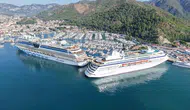 Marmaris limanında kruvaziyer bereketi: İki dev gemi aynı gün demir attı