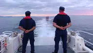 Didim açıklarında yardım çığlığı: Motoru bozulan tekne sürüklendi