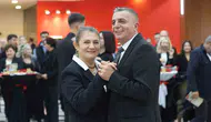 Manisa'da Cumhuriyet gururu: Protokol ve vatandaşlar aynı sahnede buluştu