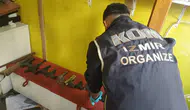 Tire'deki depoya şafak operasyonu: Silah koleksiyonu polise takıldı