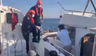 Didim açıklarında nefes kesen operasyon: Sürüklenen teknedeki 17 kişi kurtarıldı
