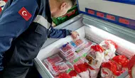 Şehzadeler’de marketlere sıkı takip: Fiyat ve hijyen denetimi mesaisi