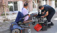 Muğla’da engelleri kaldıran dokunuş: Tekerlekli sandalyeler artık evlerde tamir ediliyor