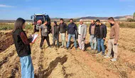 Afyonkarahisar’da tarlanın sesi sahada yankılanıyor: Çiftçiyle yüz yüze çözüm mesaisi