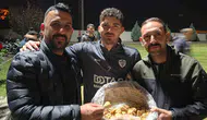 Nazilli'de Sazlı Gençlikspor mesaisi: Taraftardan takıma incirli moral desteği