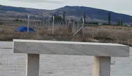 Önce toprağını bağışladı, sonra annesini o toprağa emanet etti: Örnek davranış duygulandırdı