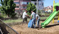 Nazilli’de parklar yaza hazırlanıyor: Çocuklar için güvenli, herkes için konforlu alanlar