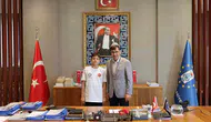 Havuzun genç yeteneği Kütahya’nın göğsünü kabarttı: Başkan Kahveci’den milli sporcuya tebrik
