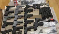 İzmir'de yeraltı dünyasına ağır darbe: Silah fabrikasına dönüştürülen evlere baskın