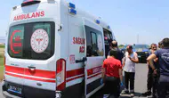 Saniyelerle yarıştılar: Sulama kanalına uçan otomobildeki aileyi ölümden döndürdüler