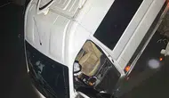 Yenipazar’da gece yarısı korkutan kaza: Minibüs dere yatağına devrildi