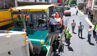 Efeler’de asfalt mesaisi: Başkan Yetişkin’den saha turu