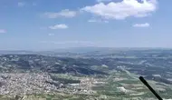 Buldan semalarinda adrenalin dolu anlar: Is adami gokyuzunden kendi is yerine indi