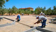 Didim’de zeytin ağaçlarının gölgesinde yeni bir sosyal merkez yükseliyor