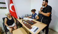 İzmir'de sessizliğe son: İhtiyaç sahiplerine işitme cihazı desteği başlıyor