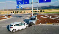 Emirdağ yolunda can pazarı: İki araç çarpıştı, 7 kişi hastanelik oldu