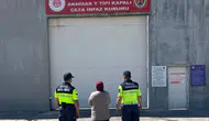 37 yıl hapis cezasıyla aranıyordu: Otoyol gişelerinde kıskıvrak yakalandı