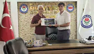 Manisa'nın objektifinden Türkiye birinciliği: İsmail Aybey'e sendikadan özel kutlama