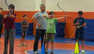 Sarıgöl'de genç okçular yay gerdi, hedefleri on ikiden vurdu