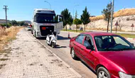 Tavşanlı yolunda dehşet anları: Gaz yüklü tır otomobili biçti