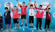 Ankara’daki dev şampiyonada Aliağa rüzgarı: İki sporcu kürsüye yaklaştı
