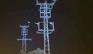 Göç yolundaki leylekler Afyonkarahisar’ı karanlığa gömdü: Enerji hatlarında kısa devre
