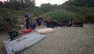 Çeşme kıyılarında sabah operasyonu: 16 kaçak göçmen yakalandı
