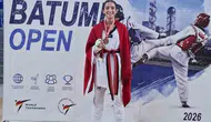 Aliağalı Merve Nisa zirveye çıktı: İstiklal Marşı’nı Gürcistan’da dinletti