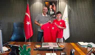 Samsunspor’un Yıldız Adayı Kuzey Topçu’dan Başkan Zencirci’ye Duygu Dolu Vefa Örneği