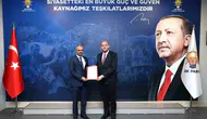 Serinhisar AK Parti’de yeni dönem: Recep Serkan Beydemir görevi devraldı