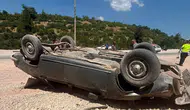 Manisa'da yola saçılan mıcır dehşet saçtı: 3 yaralı
