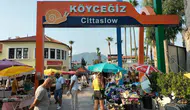 Köyceğiz'de Pazar Esnafı Kavurucu Sıcaklarla Mücadele Ediyor: Tezgahlar Boş Kaldı